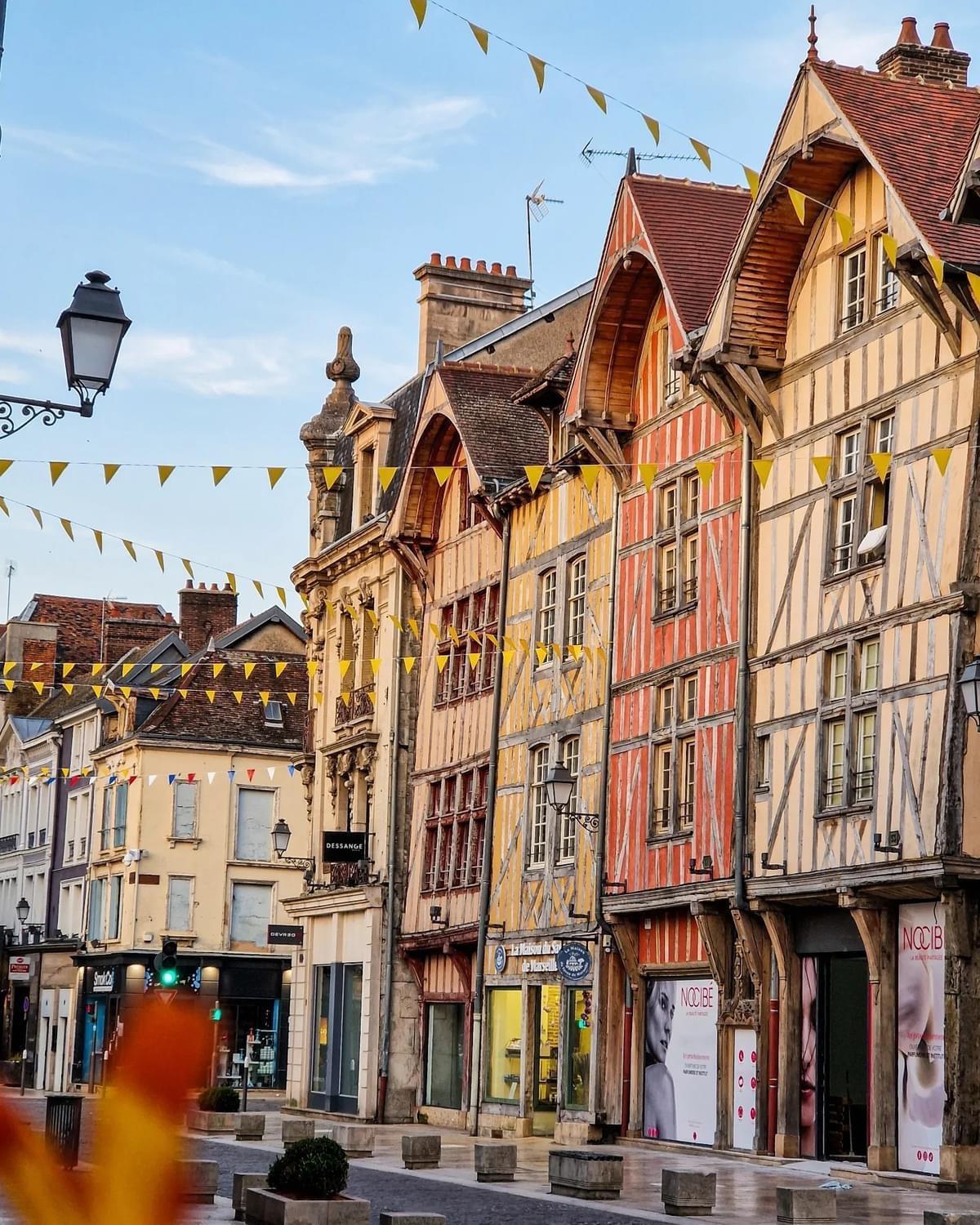 Le Sacre Troyes Lejlighed Eksteriør billede